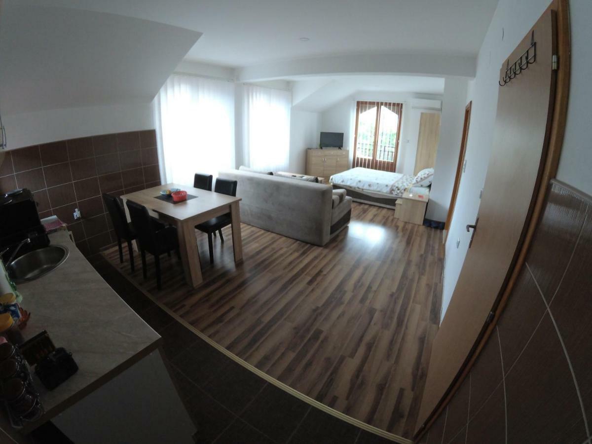 Apartment And Rooms Konak Visegrad Ngoại thất bức ảnh